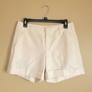 Jennifer Lopez Shorts Cream Gold Glitter, Size 4